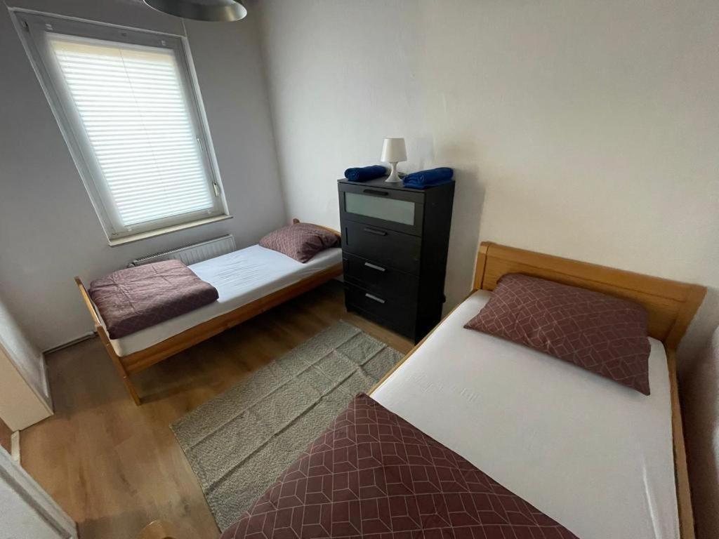 Ruhiges Zentral Gelegenes Apartment In Guetersloh Exteriör bild